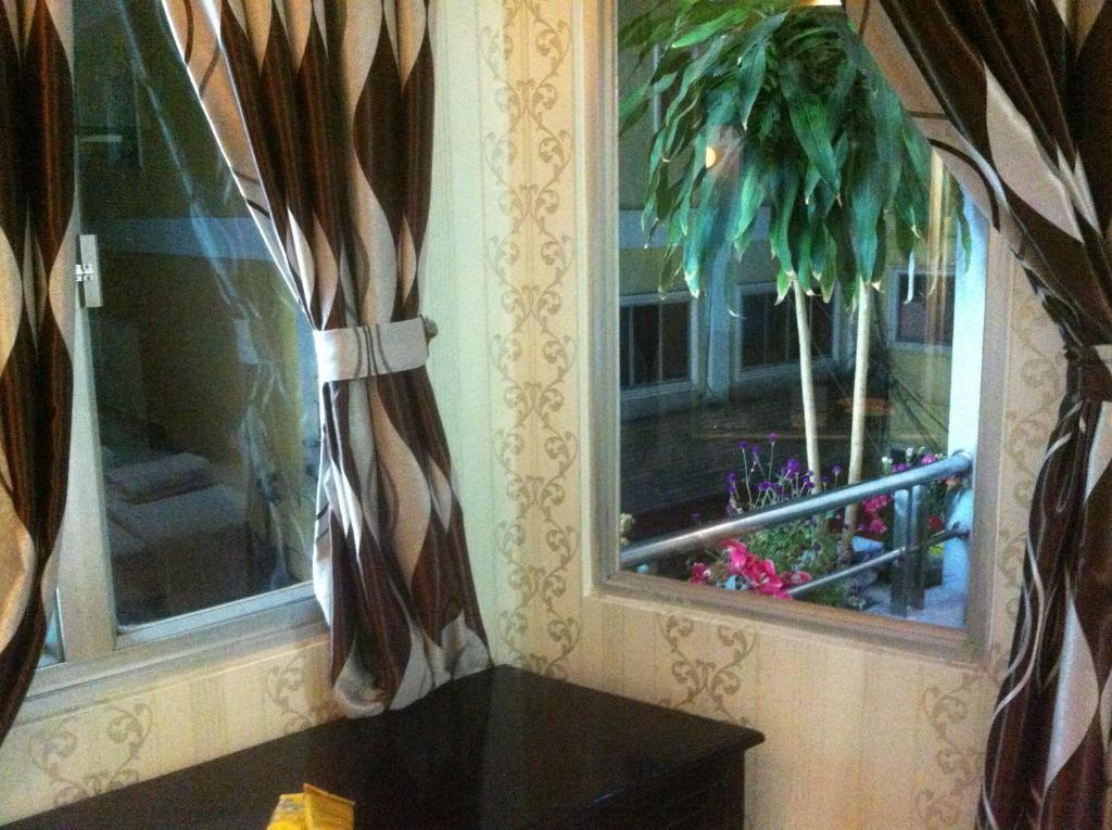 Hoai Pho Hotel Ho Chi Minh-stad Buitenkant foto
